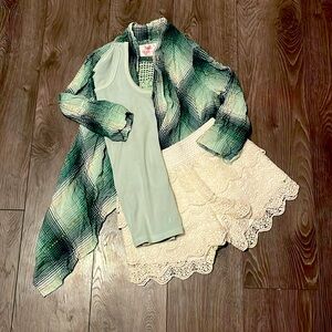 Girls 3 Piece Bundle Size 12